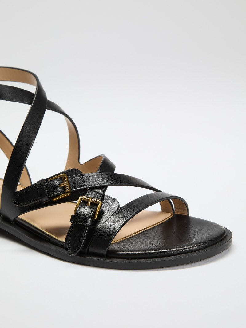 Yaris sandal
