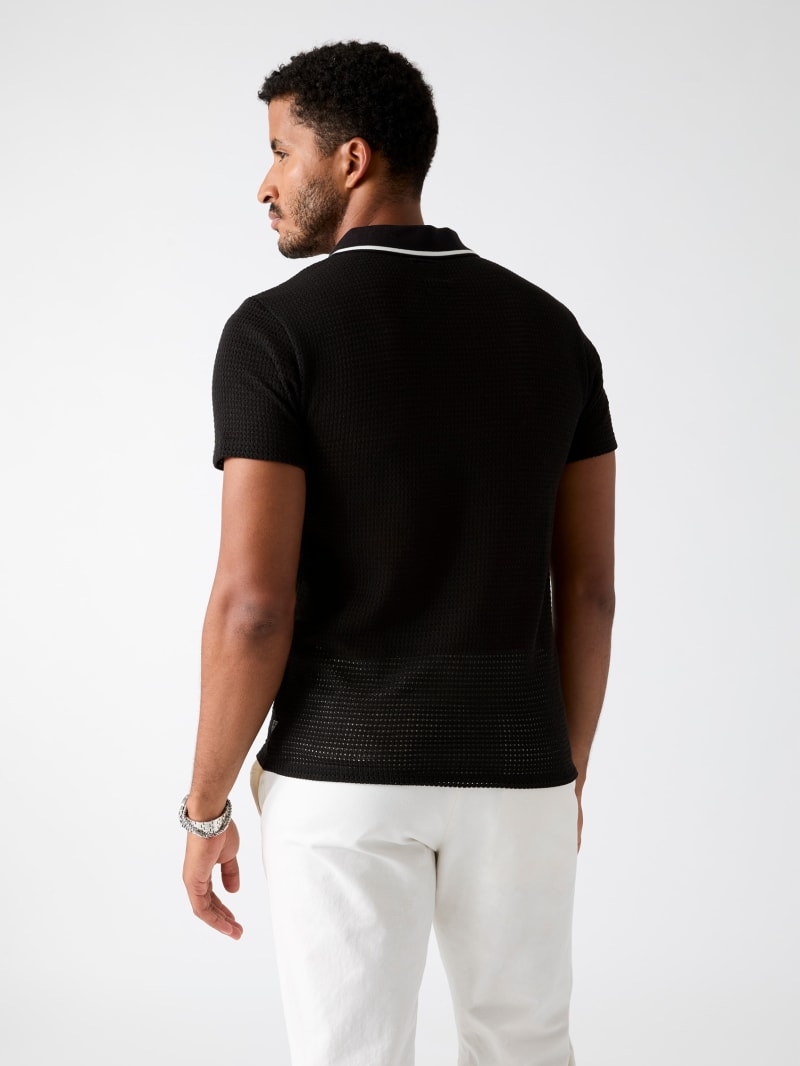 Buttonless polo shirt