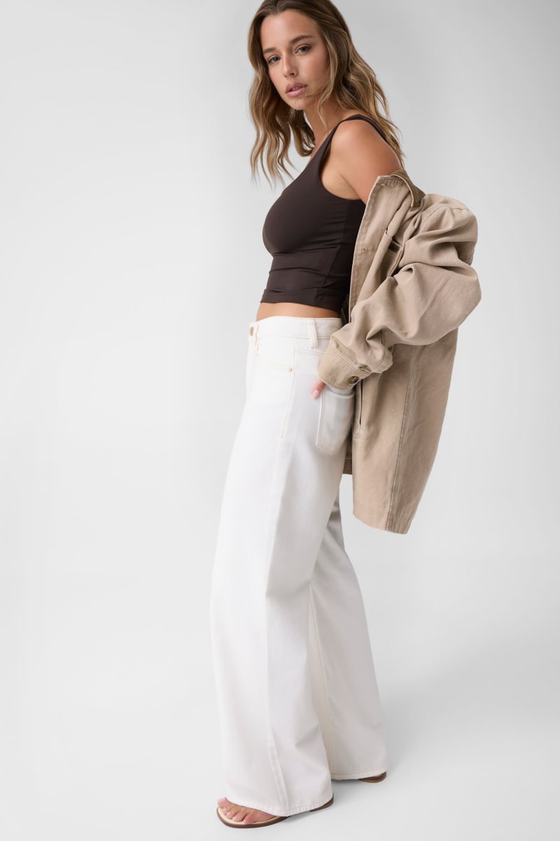 Wide-leg jeans