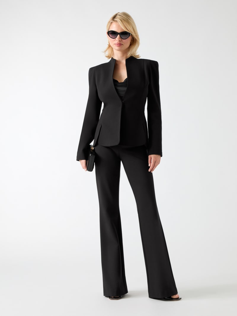 Allanah Pant
