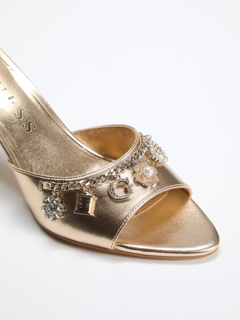 Vanesy Charms Sandals