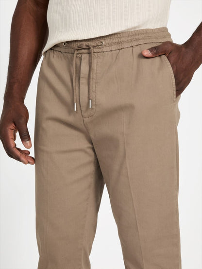 Axel Chino Pants