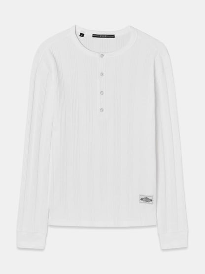 Buttoned t-shirt