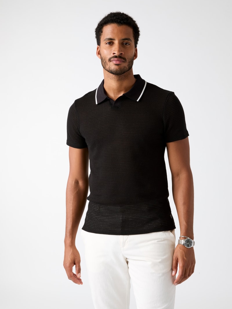 Buttonless polo shirt