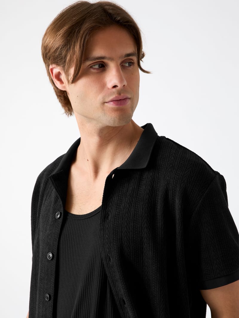 Knitted shirt