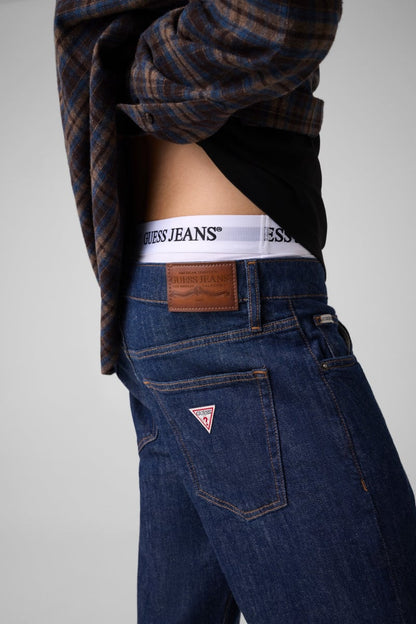 G16 Straight Jean