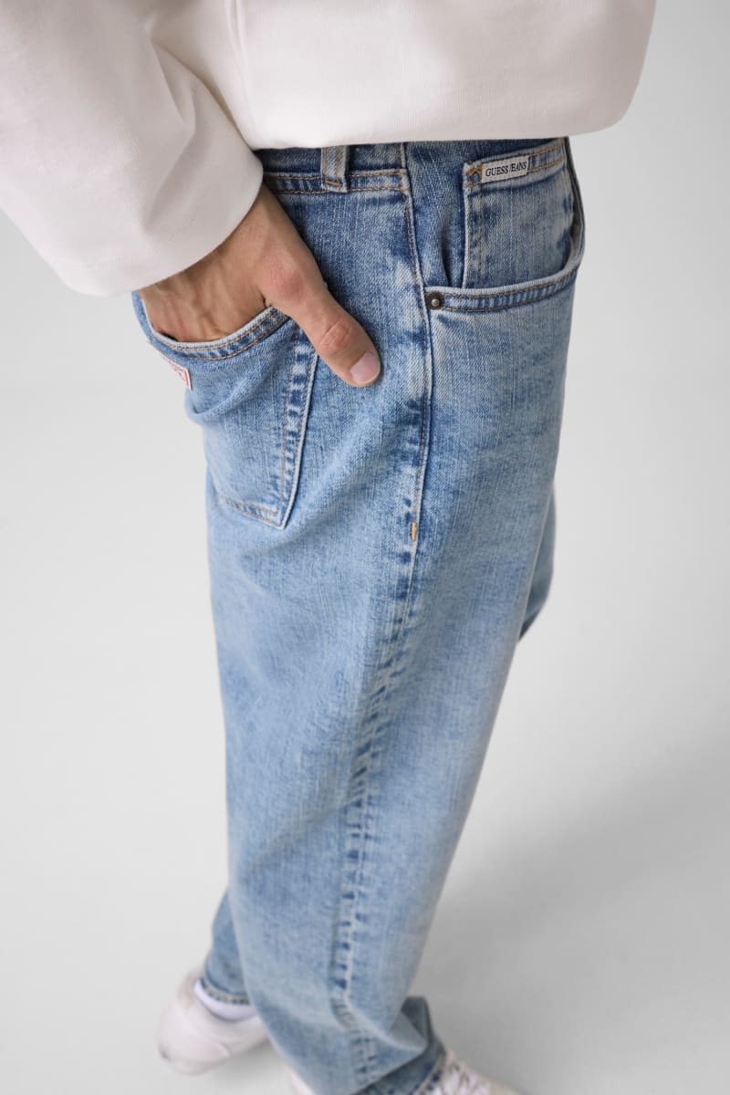 G16 straight leg jeans