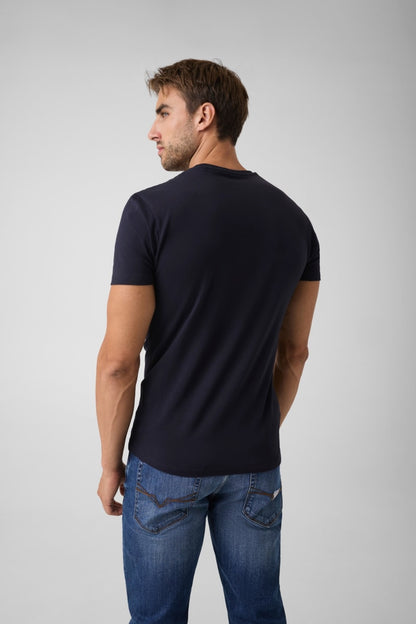 V-neck logo t-shirt