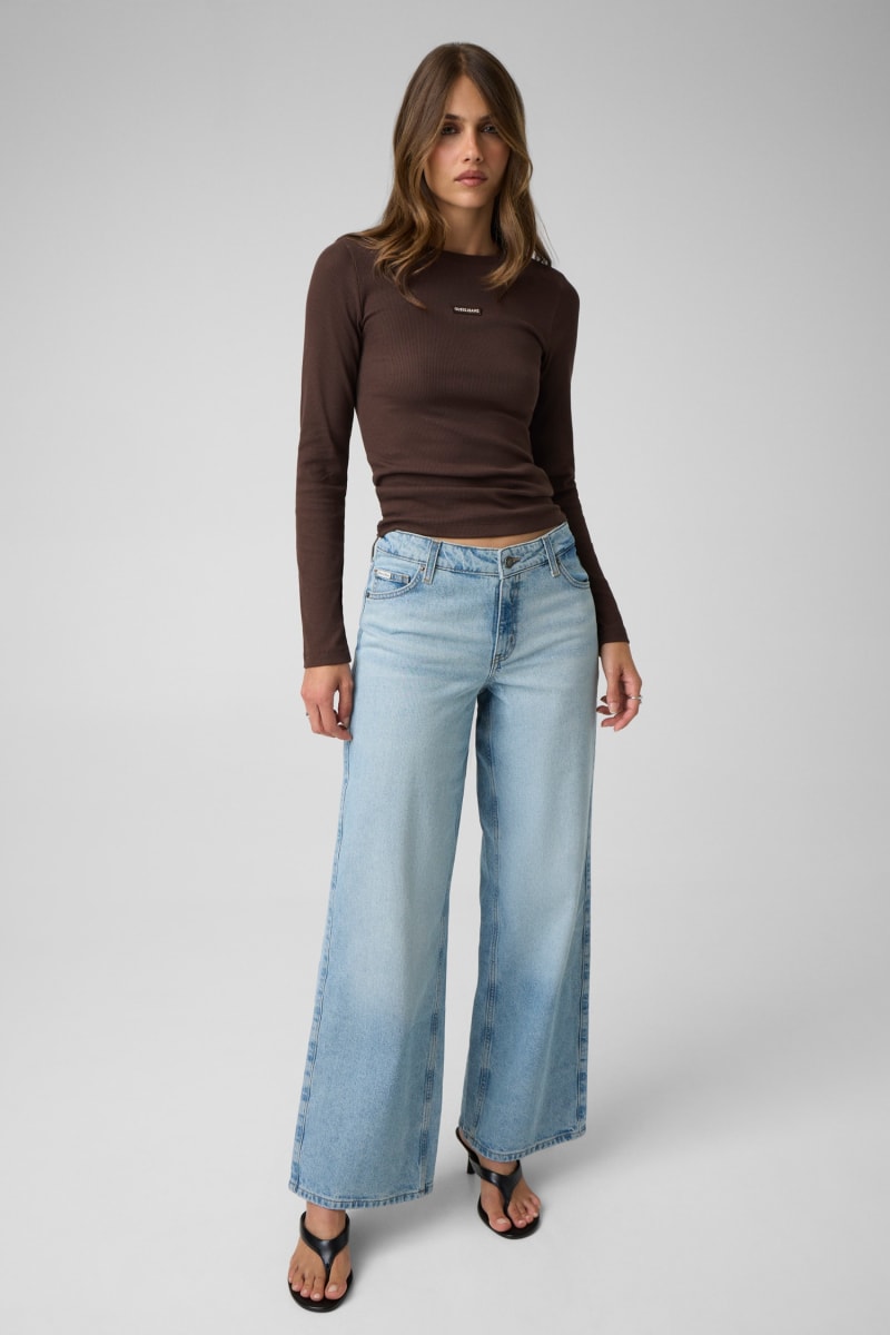 G11 Wide-Leg Jeans
