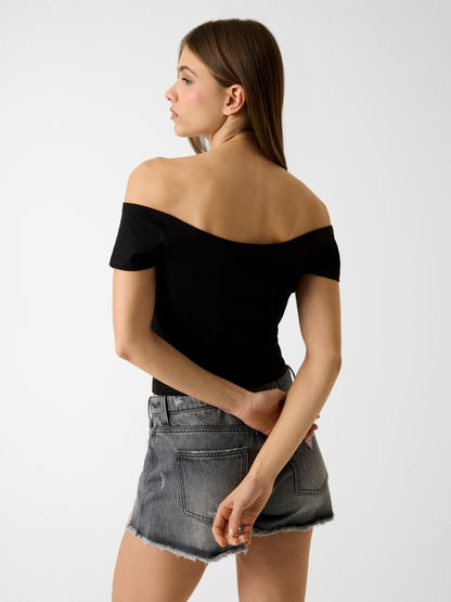 Off-shoulder t-shirt
